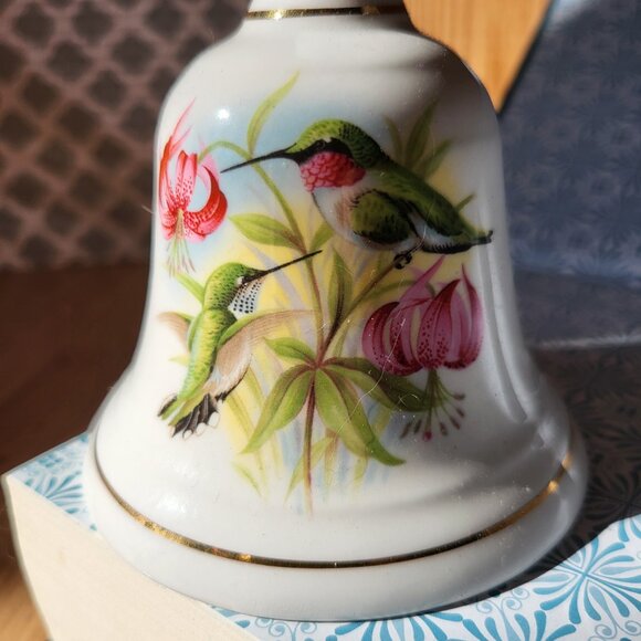 Collectible Bone China England Hummingbird Bell - Picture 15 of 15